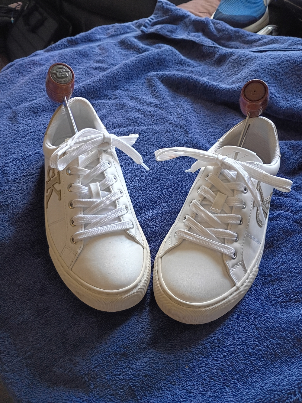 Calvin Klein White Low-Top Lace-Up Sneakers